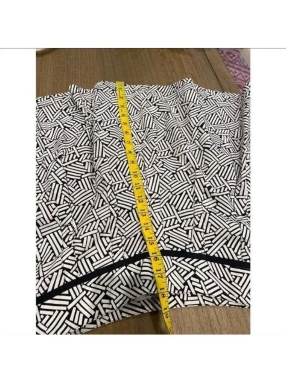 Ann Taylor LOFT Petite Black & White Mini Skirt - Size 2P